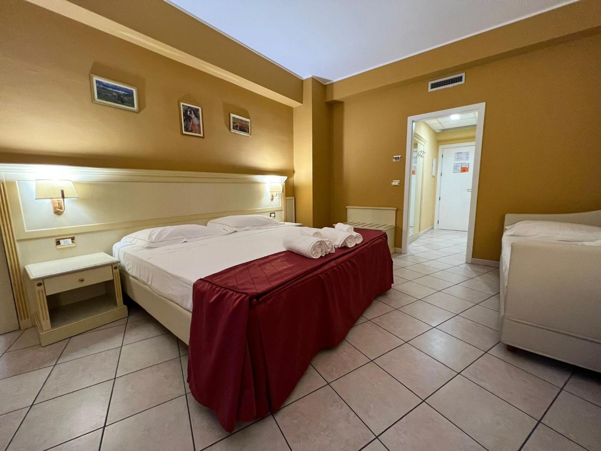 Hotel San Michele Milazzo Eksteriør bilde